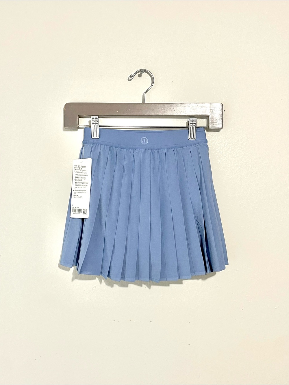 lululemon athletica Pleated Mini Skirt in Dusty Blue - Picture 3 of 9